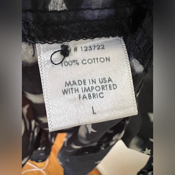 Xirena Alyx Top in Aries Star Print - Picture 11 of 11